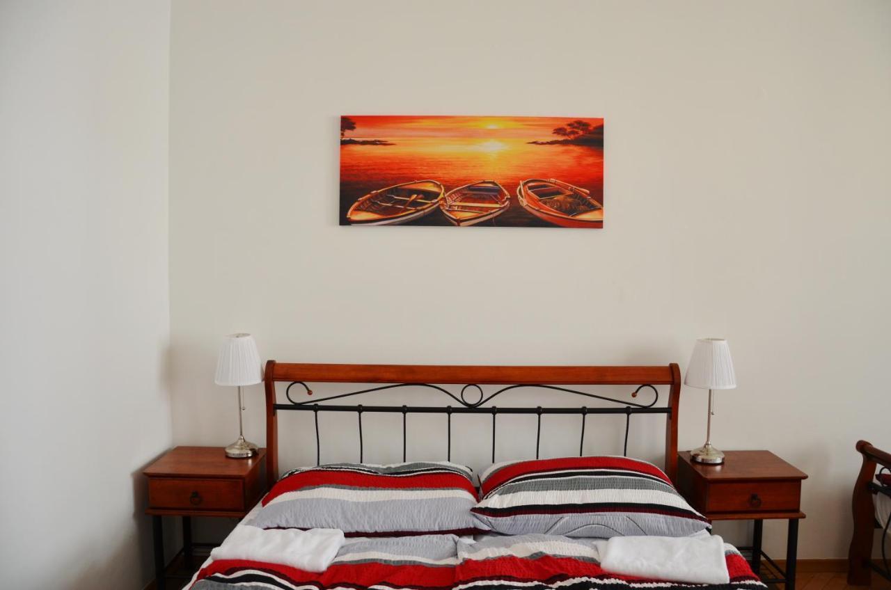 Apartment In The Heart Of ปราก ภายนอก รูปภาพ