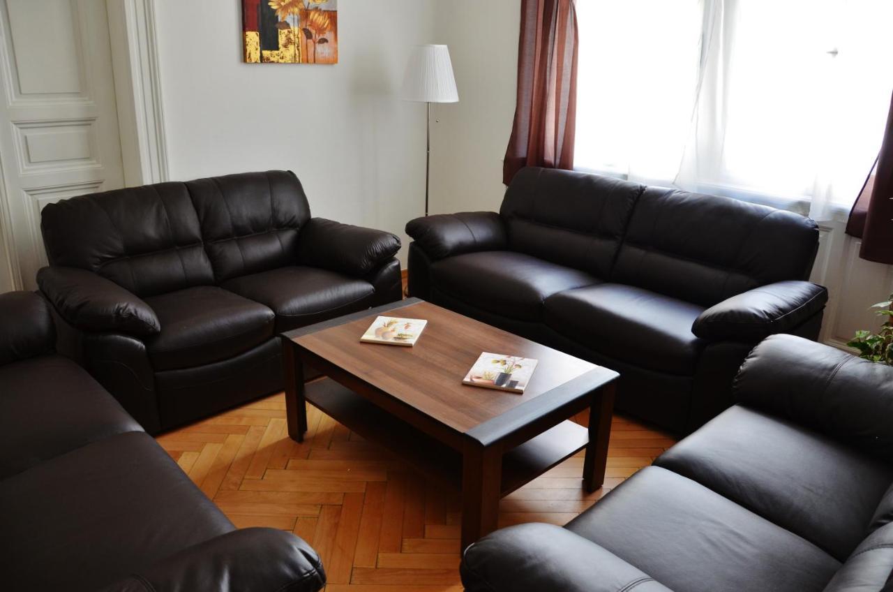 Apartment In The Heart Of ปราก ภายนอก รูปภาพ
