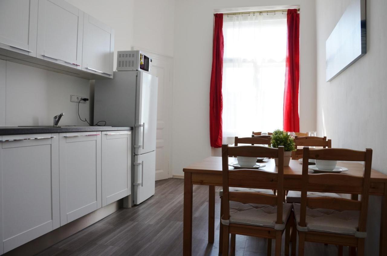 Apartment In The Heart Of ปราก ภายนอก รูปภาพ